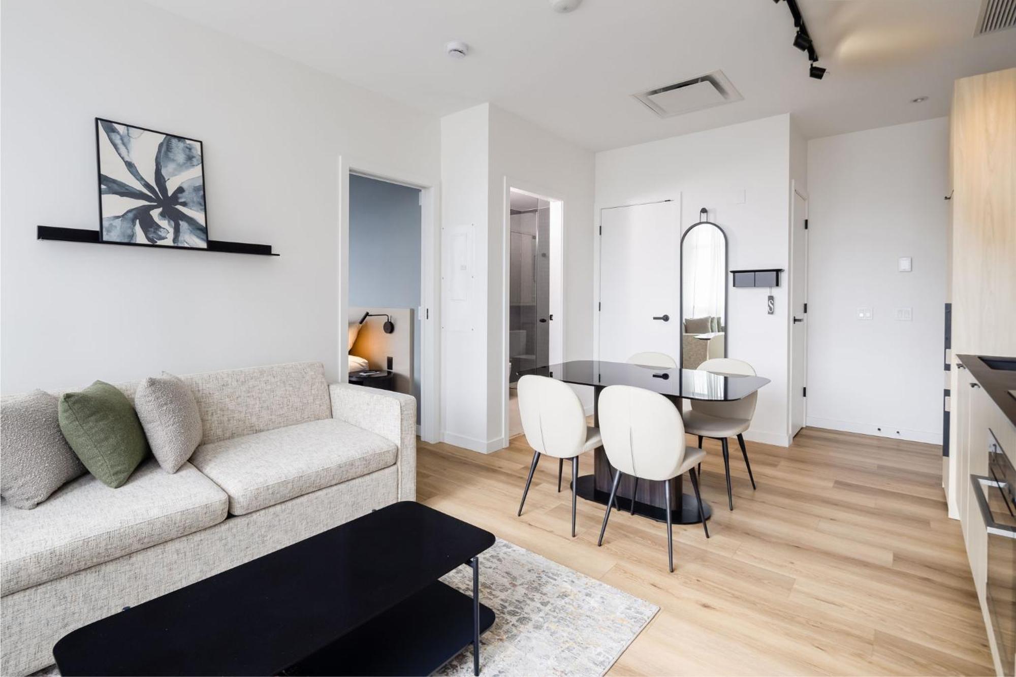 ホテル Smithe House バンクーバー エクステリア 写真